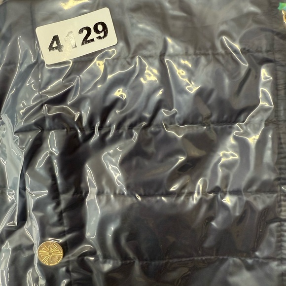 Lilly Pulitzer NWT Elyn Puffer Vest True Navy Size XXSmall Style#000052 MSRP$178 - Picture 9 of 9